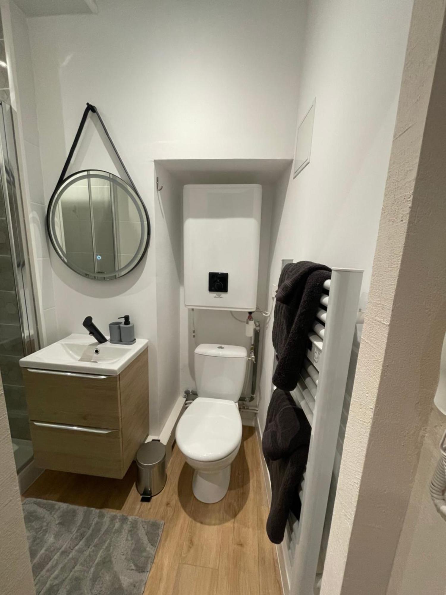 Le Logis De Lyla Appartement Loudun Buitenkant foto
